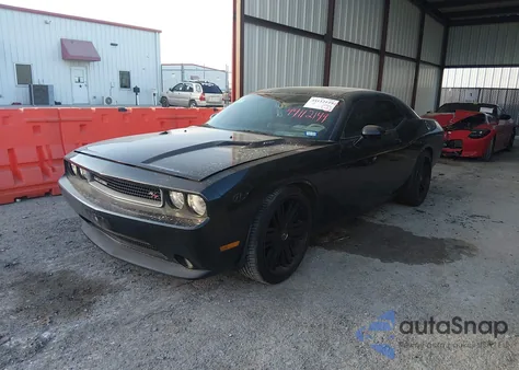 2013 Dodge Challenger R/T Plus z USA, uszkodzony, nr VIN 2C3CDYBT0DH501001